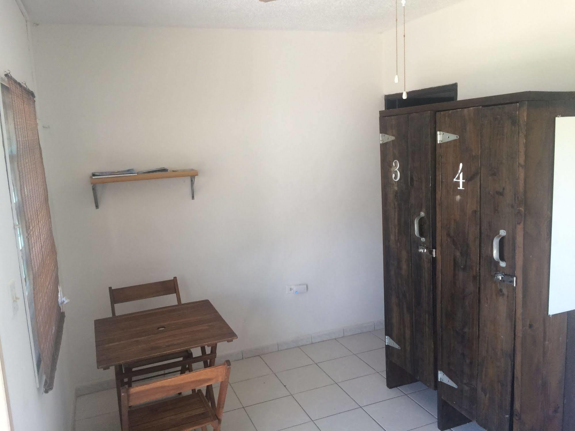 Upper Princeʼs Quarter Vicky'S Keys Hostel מראה חיצוני תמונה